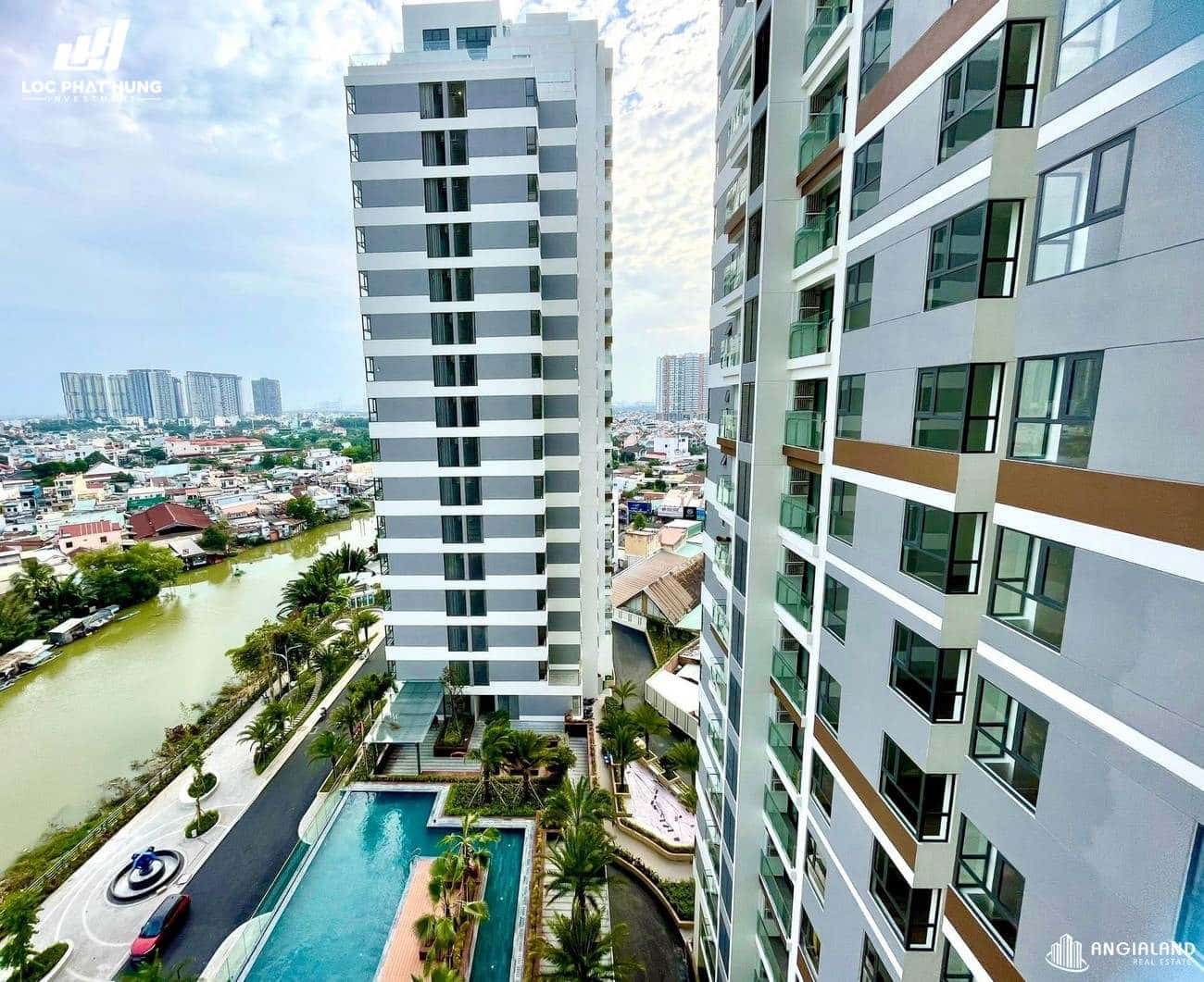 Tiến độ dự án căn hộ chung cư D'Lusso Quận 2 Đường Nguyễn Thị Định